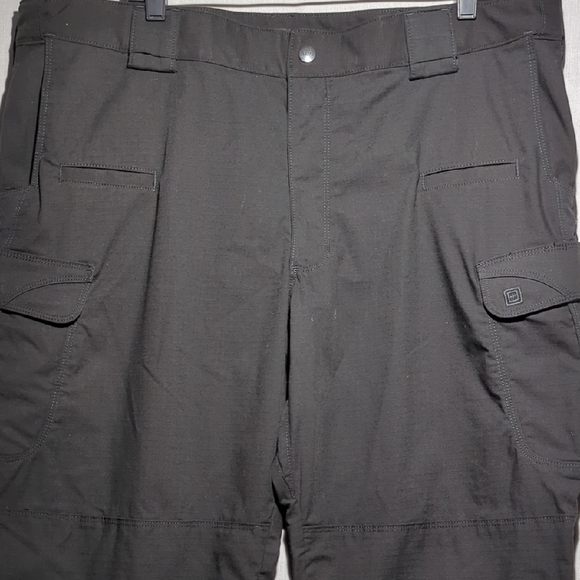 5.11 Tactical Stryke Pants Ripstop Solid Black Mens Size 42 - Picture 1 of 7